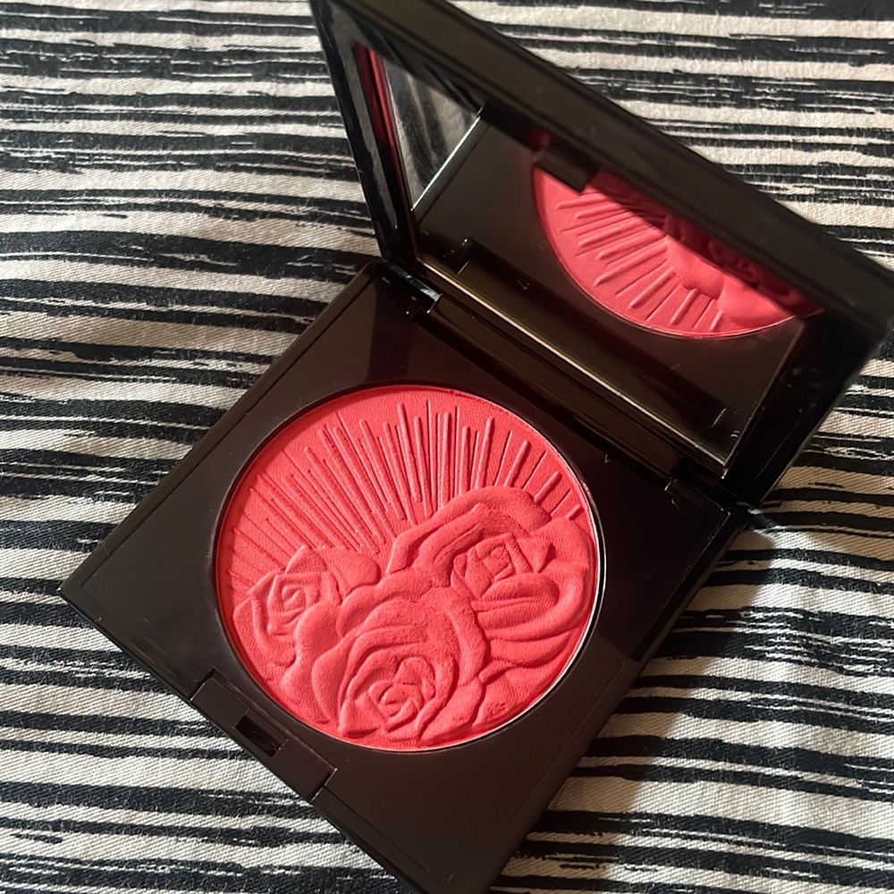 PAT MCGRATH SKIN FETISH: DIVINE BLUSH in Electric Bloom